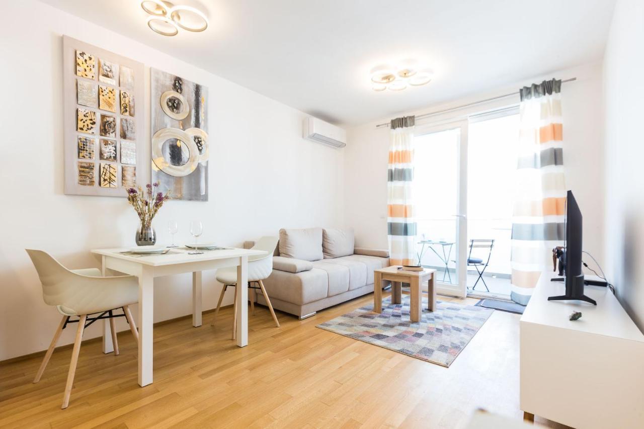 Tanja Modern Apartment With Balcony And Parking Garage Zadar Exterior photo